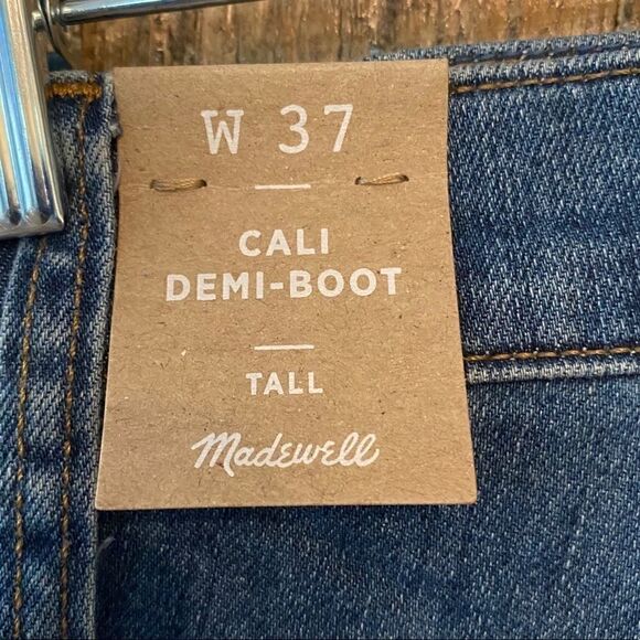 Madewell NWT Women’s Sz 37 Blue Cali Demi Boot High Rise Tall Jeans - Picture 3 of 9